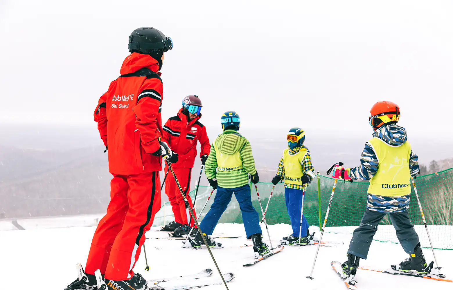 兒童雙板滑雪團體課程