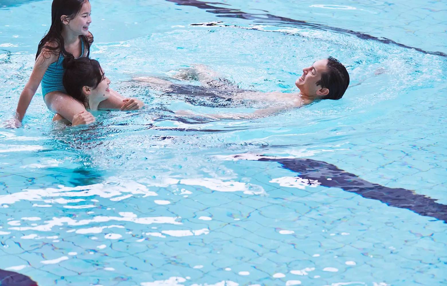 游泳池免費使用