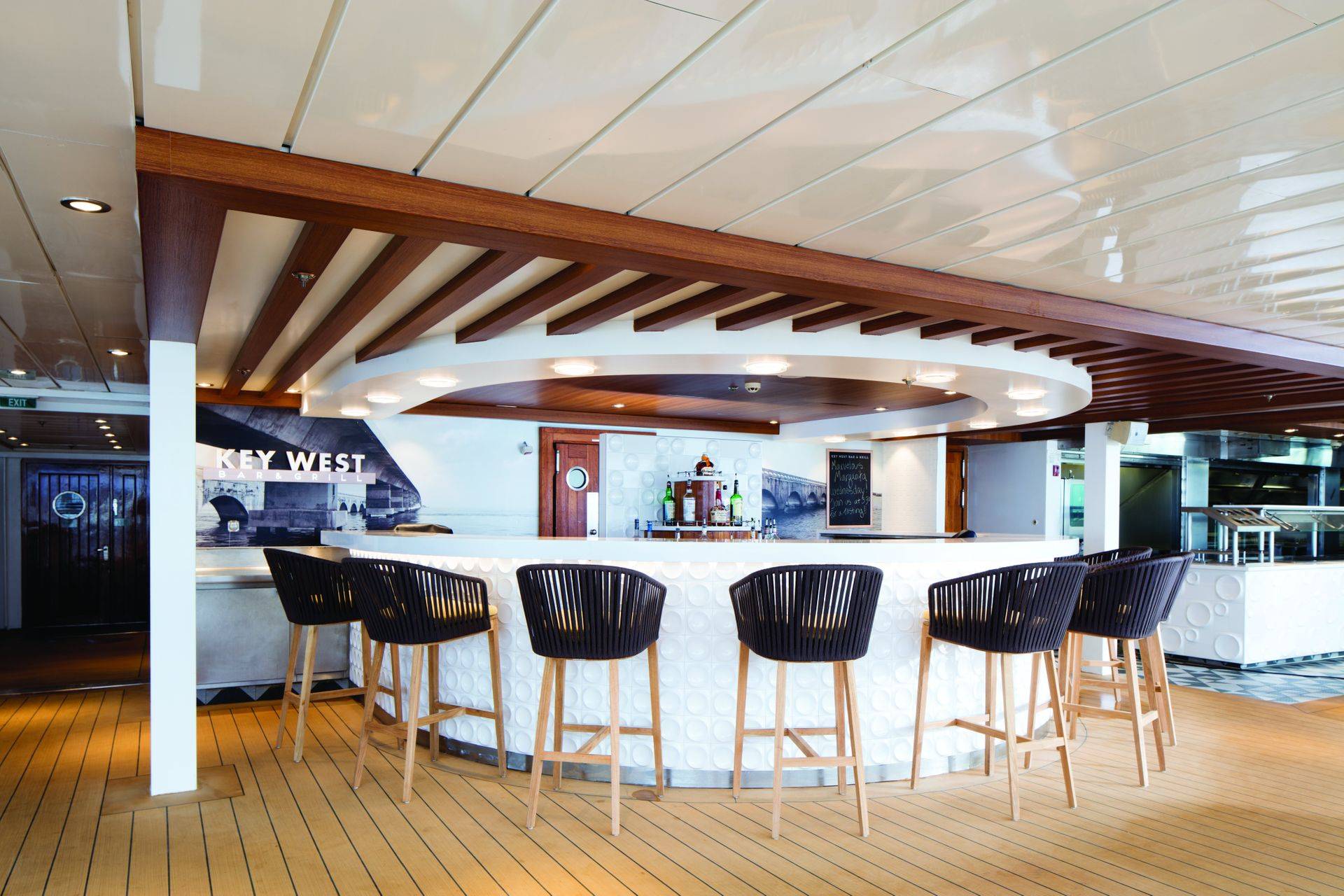 Key West Bar & Grill【免付費】