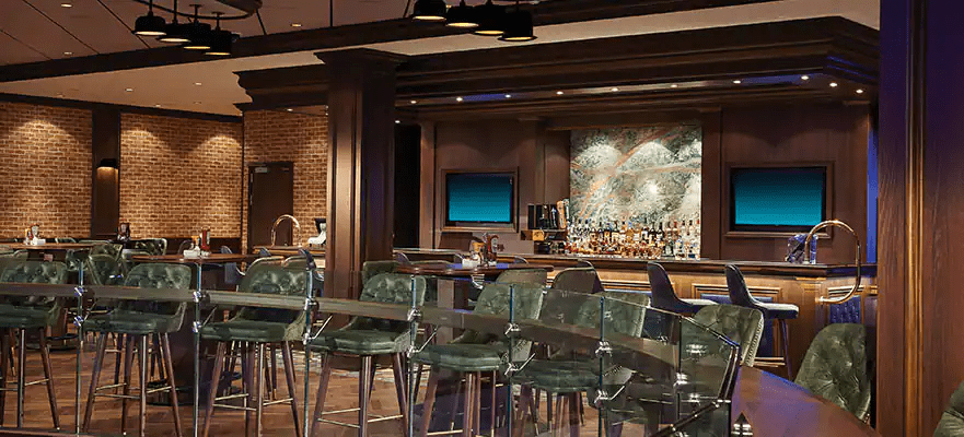 The Local Bar & Grill【免付費】