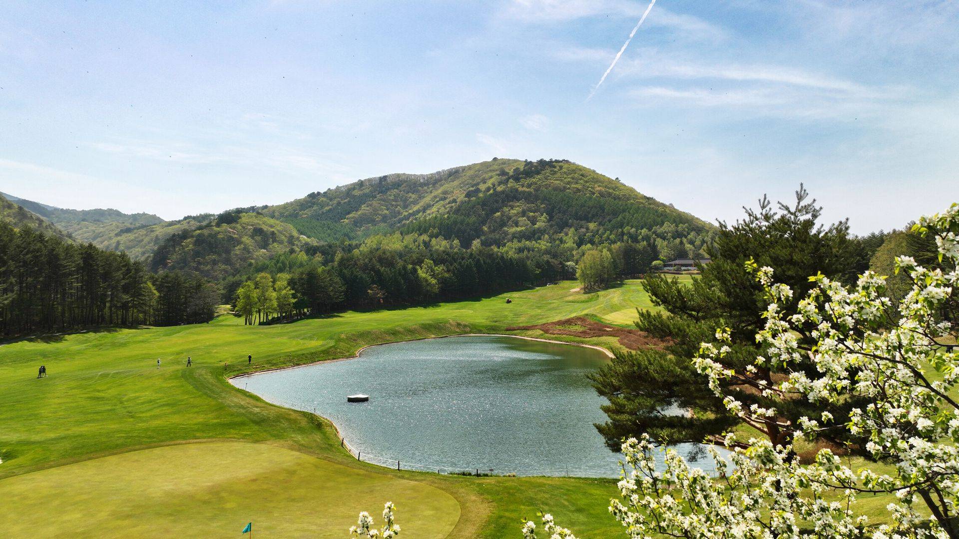 龍平高爾夫球場(Yong Pyong Country Club) 