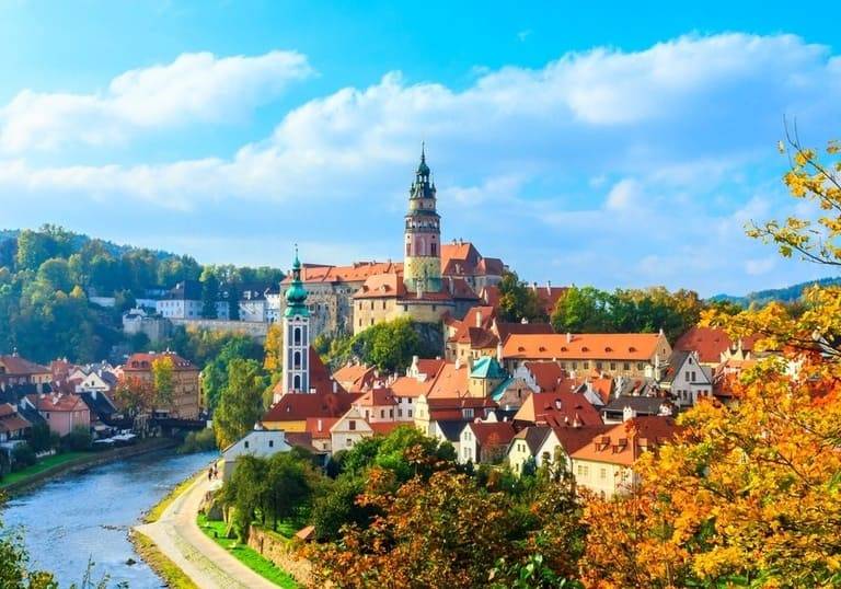 【最高省1萬 經典德國捷克旅遊】布拉格城堡、新天鵝堡、童話古鎮、溫泉小鎮、二晚五星、米其林美食10日