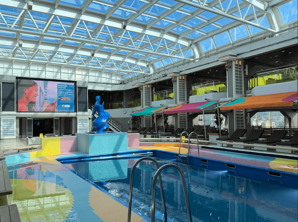 麗都日光甲板 & 天幕影院