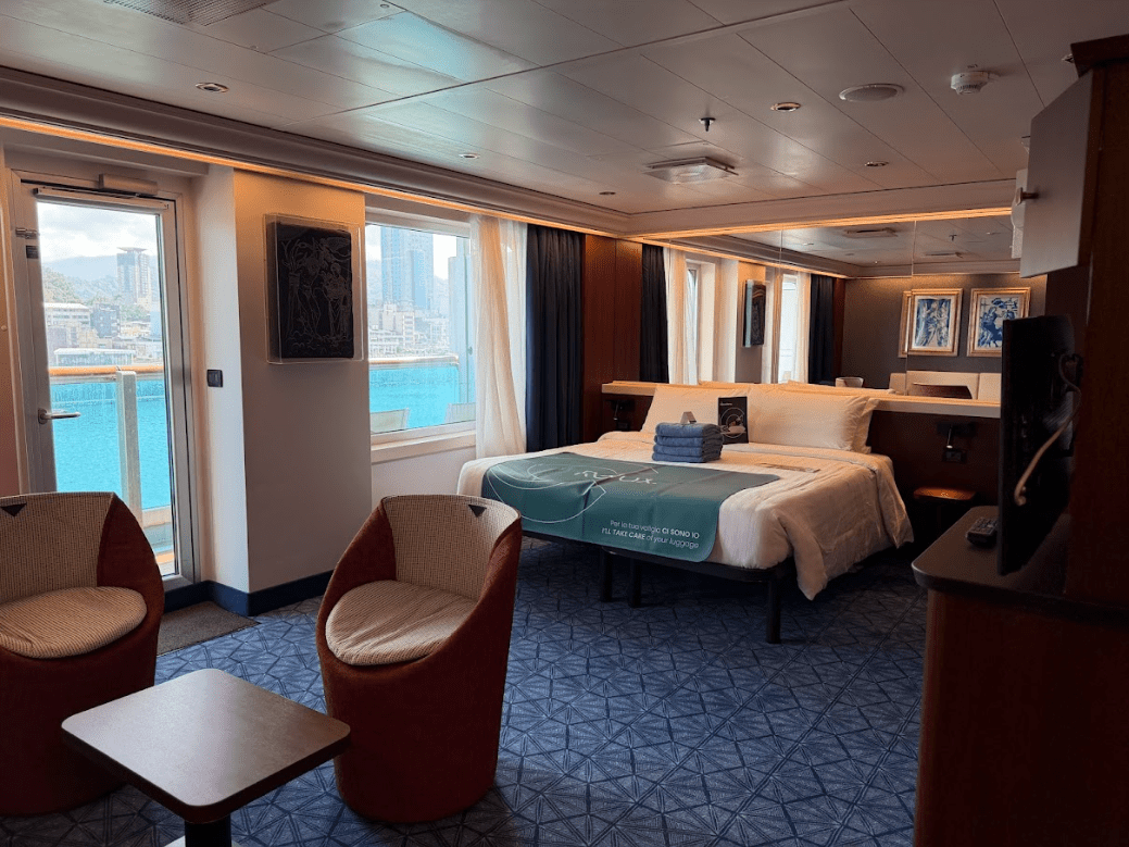 【莎倫娜套房】