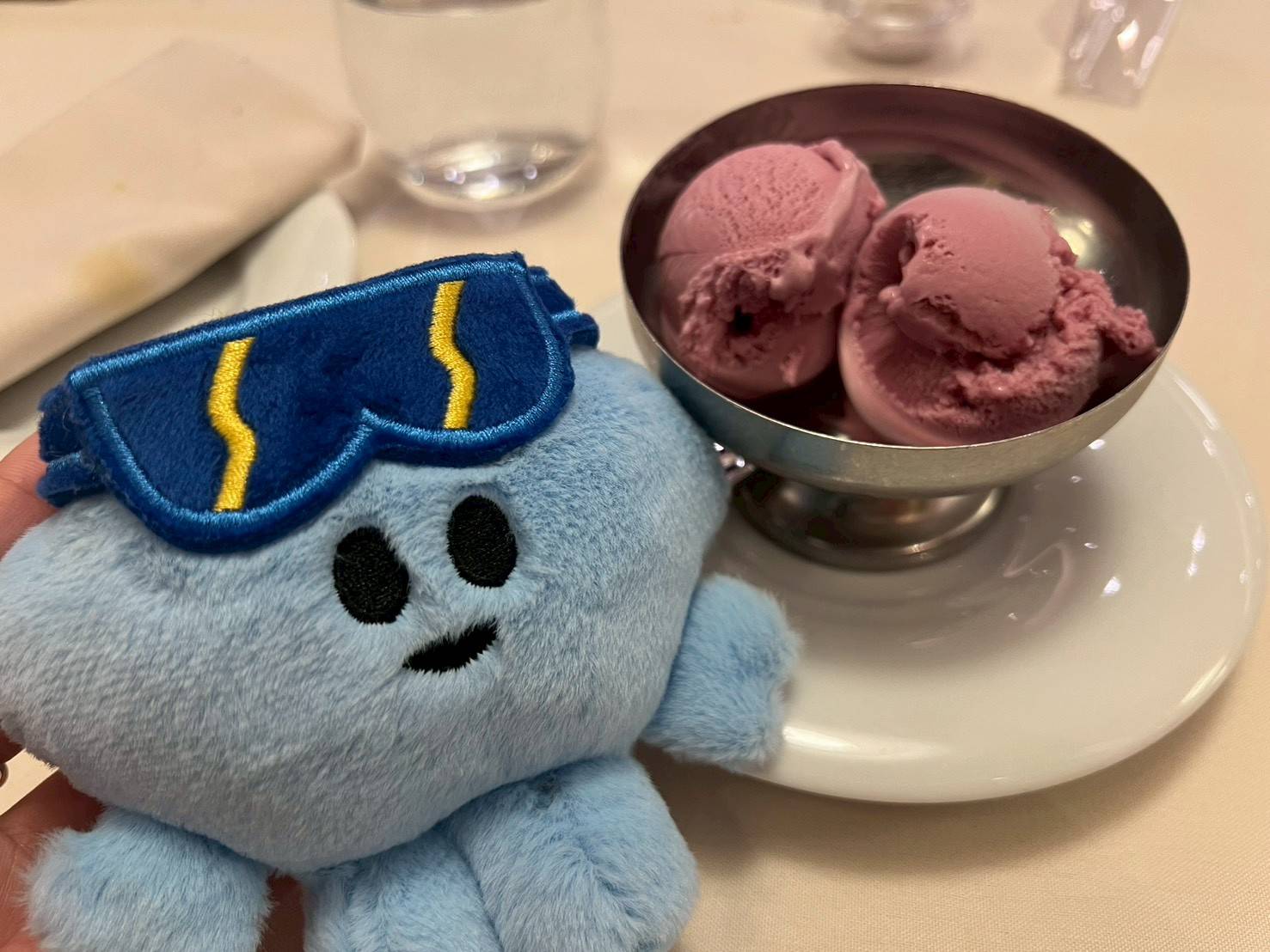 MSC地中海榮耀號心得-主餐廳草莓冰淇淋