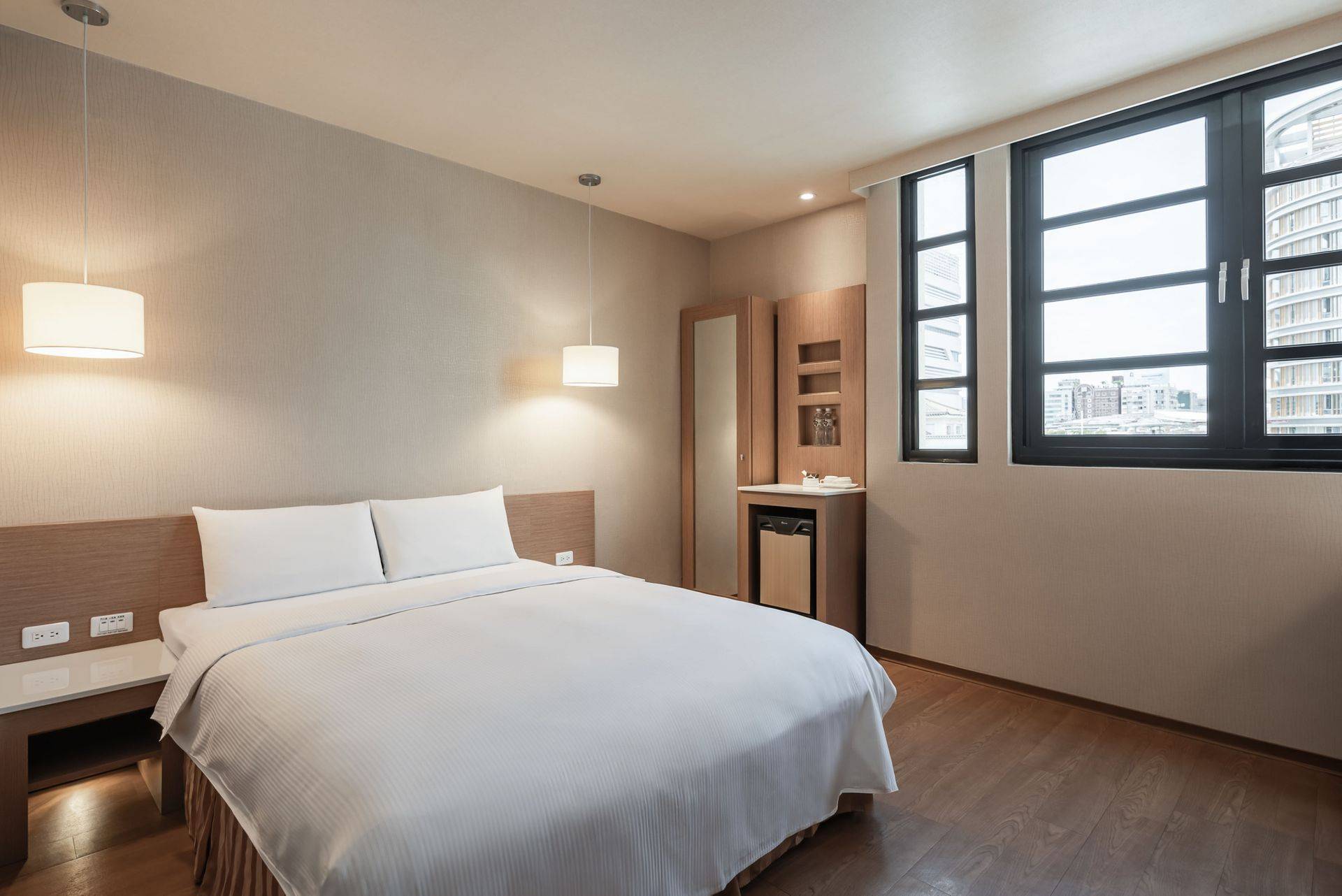 【高鐵假期】康橋大飯店.高雄站前館2日自由行