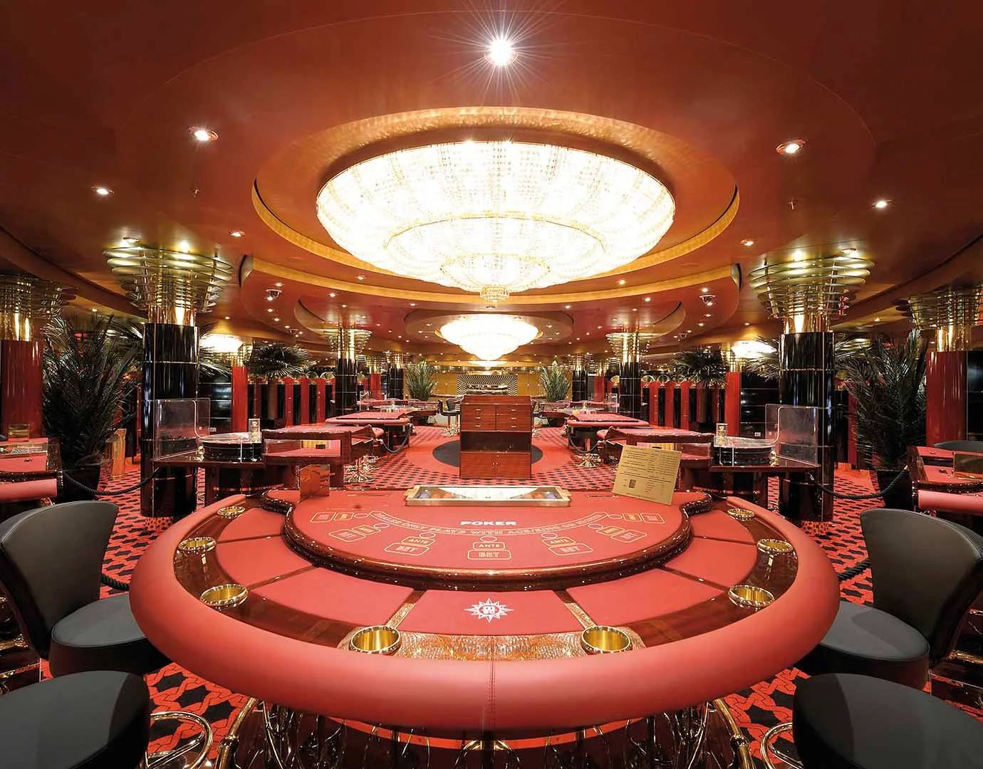 Casino Royal Bar
