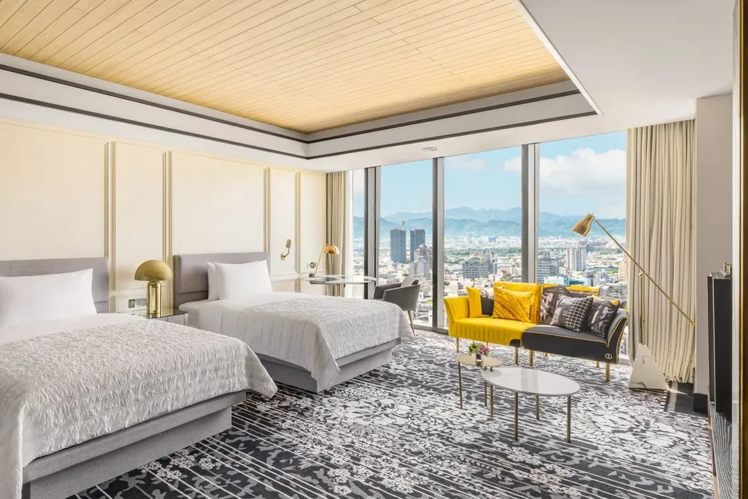 李方艾美酒店｜兩中床