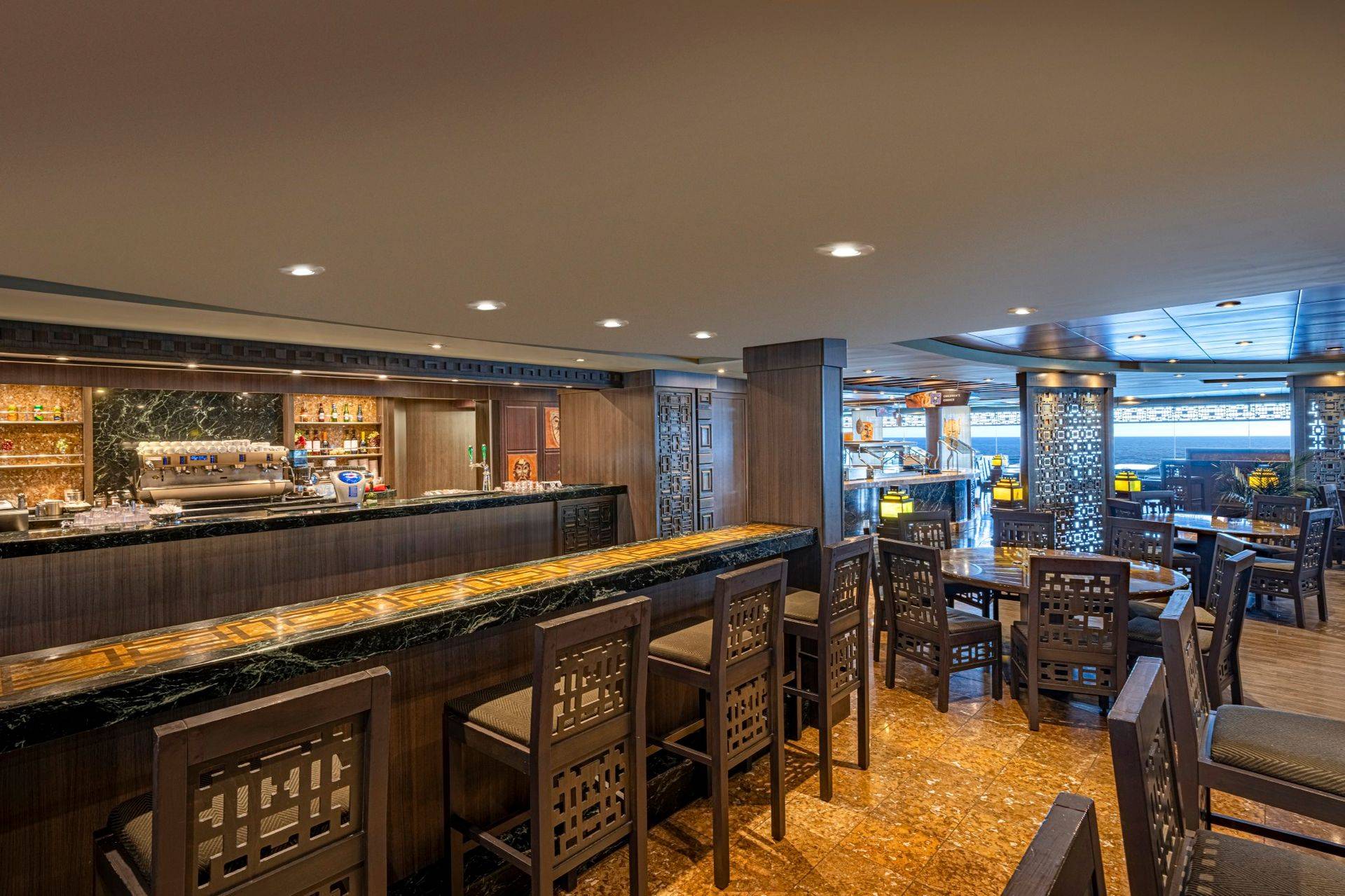 Bora Bora & Pago Pago Buffet 自助餐廳【免費】