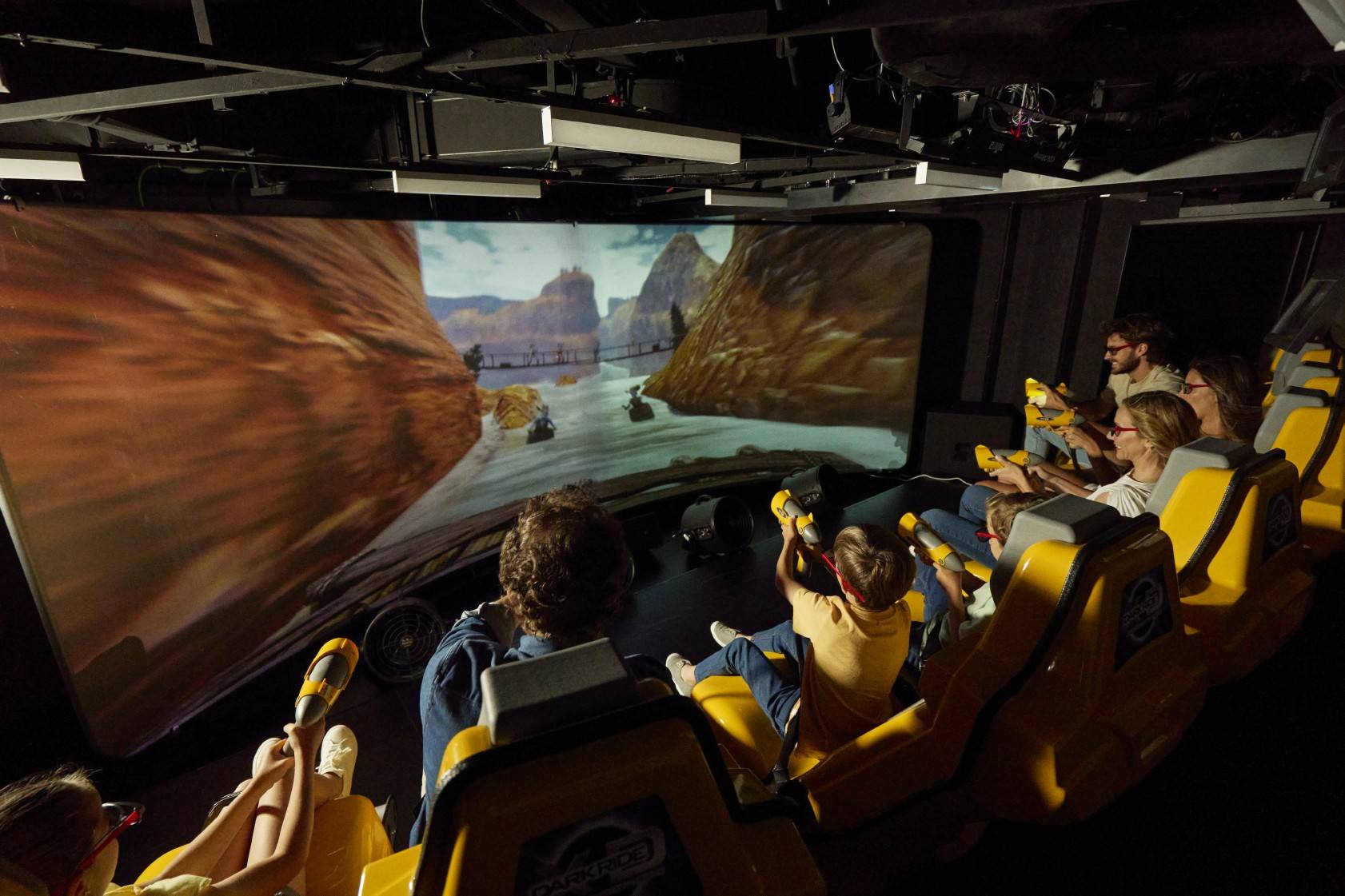 Interactive XD Cinema & Bowling 互動影院與保齡球館